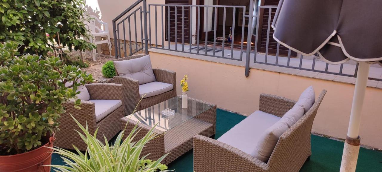 Delfin Apartments Задар Экстерьер фото