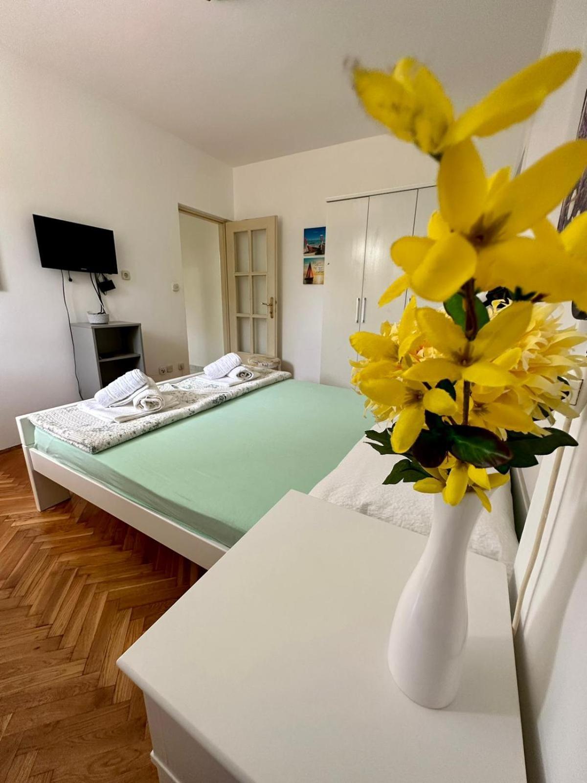 Delfin Apartments Задар Экстерьер фото